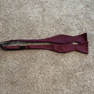 Elegant Burgundy Bow Tie